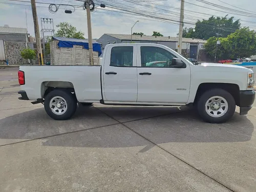 Chevrolet Silverado 5.4 2500 Cab Ext Ls V8 4x2 At