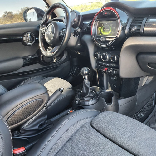 Imagen 9 de 11 de Mini Cooper S 2017 2.0 Chili At