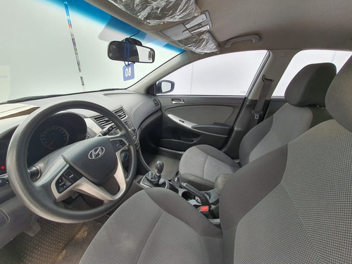 Hyundai I25 Accent 1.6 2015 Zxu654