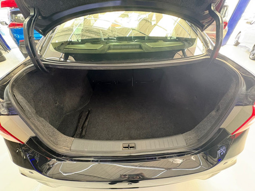 Nissan Sentra 2.0 Sv Flex Aut. 4p