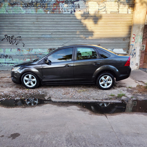 Ford Focus 2 1.6 Exe Sedan Trend Sigma