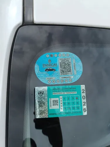 Fiat Cronos Drive 1.3 Nafta/gnc