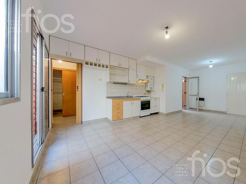 Venta -dos Dormitorios- Dos Patios- Pichincha