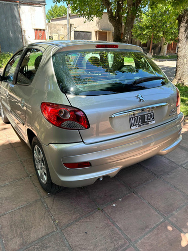 Peugeot 207 1.4 Active 75cv