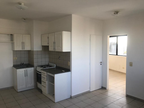 Imagen 5 de 15 de Departamento 2 Ambientes En Alquiler - San Miguel