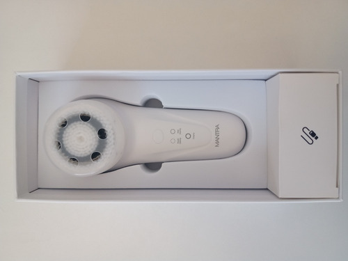 Mantra Cepillo Sonico Para Limpieza Facial - Sonic Brush - Color Blanco