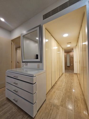 Alquiler De Apartamento De Lujo En Campo Alegre