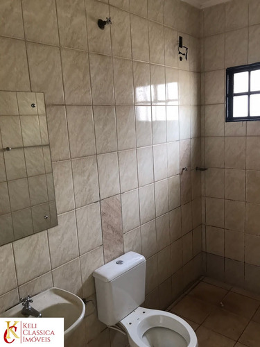 Imagem 19 de 19 de Casa Disponível Para Venda: Possui Dois Quartos, Um Banheiro, Sala, Cozinha E Garagem. A Edícula Possui Um Quarto, Um Banheiro, Cozinha E Quintal. - Ca00355 - 70750500