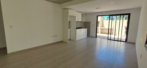Venta Casa Lomas De Solymar Sur 3 Dormitorios 2 Baños