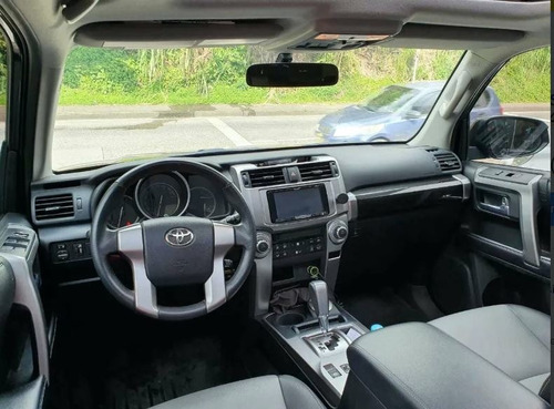 Imagen 2 de 8 de Toyota 4runner Sr5 2016 Aut Secuencial 4.0