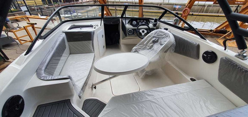 Imagen 3 de 14 de Lancha Canestrari 208 - Mercruiser 4.5 250 Hp-2022,en Stock