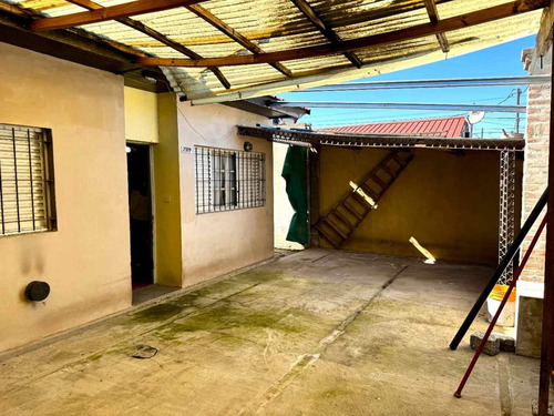 Casa En Venta En Pergamino Con Patio