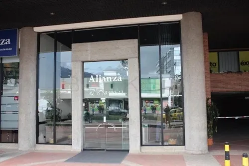 Oficina En Arriendo/venta En Chiconavarra. Cod V6317