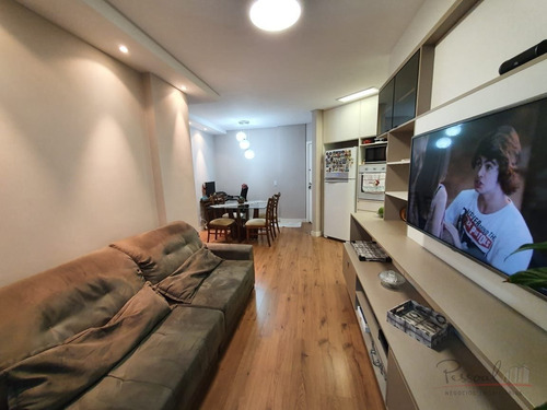 Imagem 6 de 15 de 2 Dormitórios 1 Suite Mobiliado Em Condominio Clube No Itacorubi, Sacada Com Churrasqueira E 2 Vagas - V-3961