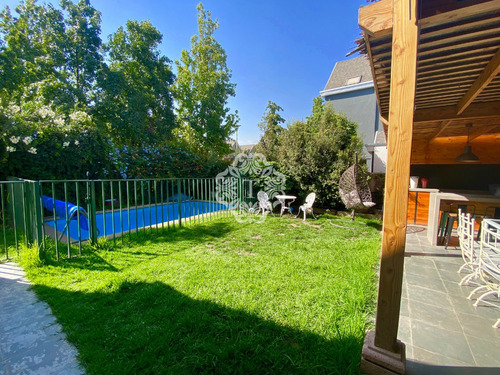 Imagen 5 de 19 de Casa Remodelada, 4d/4b, Mas Servicios, Piscina, 3 Pisos