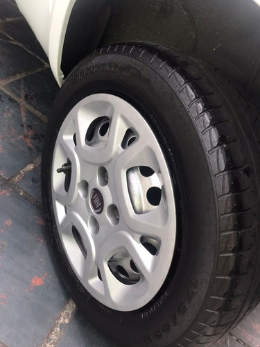 Imagem 8 de 8 de Fiat Uno 2014 1.0 Vivace Flex 3p
