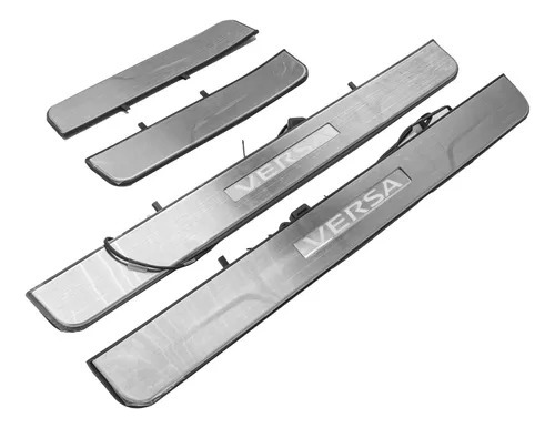 Estribos Interiores Con Luz Original Nissan Versa 2020-2024