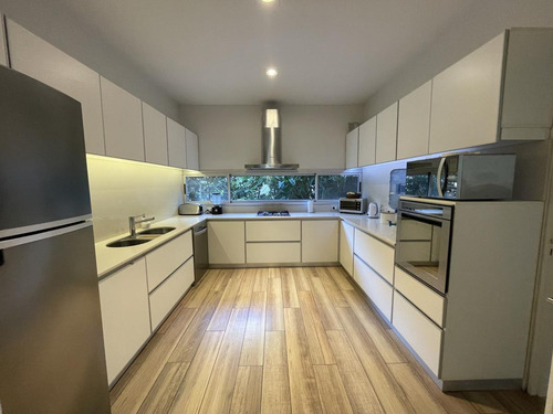 Imagen 16 de 30 de Excelente Casa Muy Moderna, Lote A Espacio Común, Increible Vista