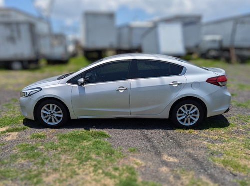 Kia Forte 2.0 Ex At