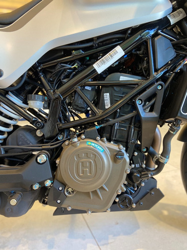 Imagen 6 de 25 de Husqvarna 401 Vitpilen 0km