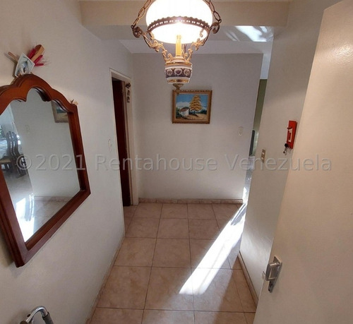 Imagen 8 de 13 de Se Vende Apto.montalbán Ii Código 22-25552