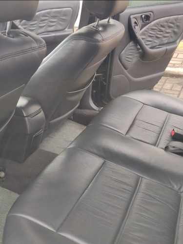 Imagem 4 de 10 de Subaru Legacy 1997 2.0 Gl Aut. 4p
