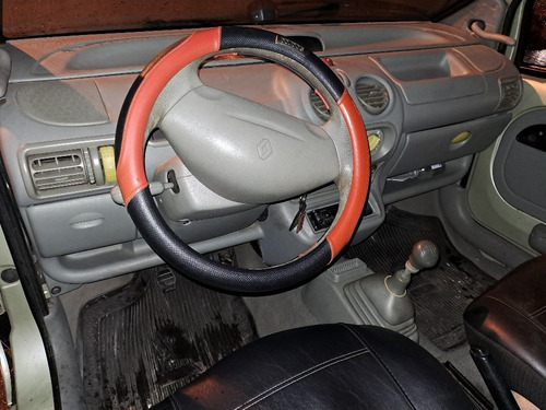 Imagen 6 de 8 de Renault Twingo 2000 1.2 Authentique