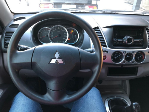 Imagem 7 de 11 de Mitsubishi L200 Triton 2.4 Hls 16/17