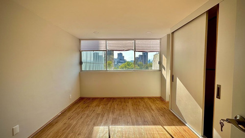 Imagen 12 de 21 de Departamento En Venta En Lomas De Chapultepec, Remodelado