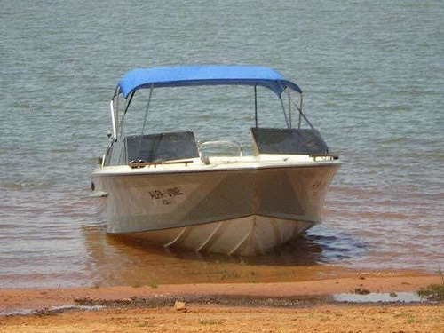 Imagem 4 de 6 de Lancha 22 Pes Agua Doce