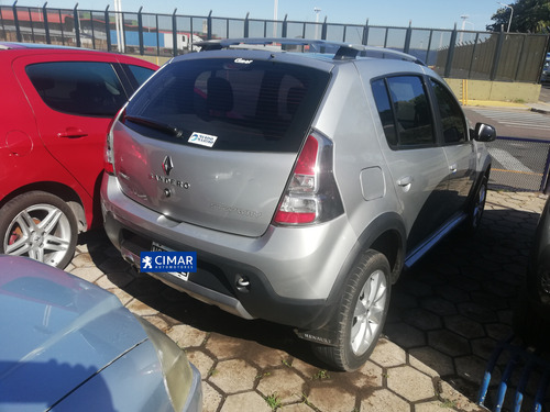 Renault Sandero Stepway 1.6 Confort 105cv