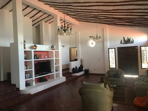 Imagen 4 de 13 de Se Alquila Casa De Playa 4 Hab 5 Baños Via Sucre - Maria Jose Chaparro Re/max Lider
