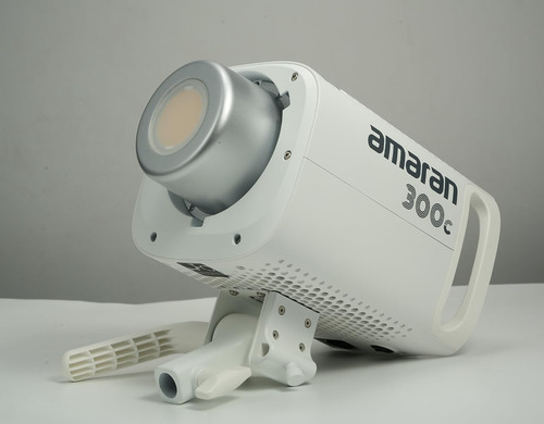 Aputure Amaran 300c Rgb Cob Luz De Video Bowen Mount