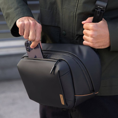 Bolsa De Ombro 6l Onego V2 Preta (obsidian Black) - Pgytech