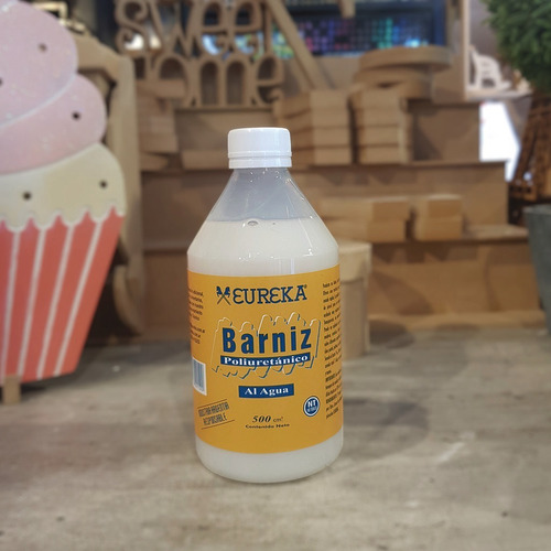 Imagen 3 de 6 de Barniz Poliuretánico Al Agua Eureka - 500 Ml