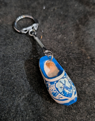 Llavero Zueco De Madera, Made In Holanda Blanco (Usado)