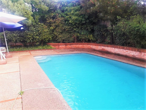 I. Holzapfel #876 | ¡ofertable! Casa 4d3b En Los Almendros