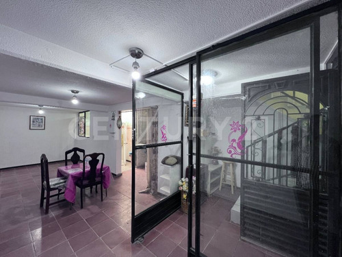 Venta De Casa Colonia Desarrollo San Pablo Querétaro