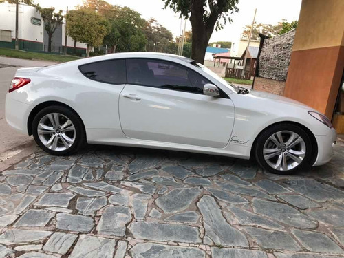 Hyundai Genesis 2.0 Coupe T 210cv Mt 2011