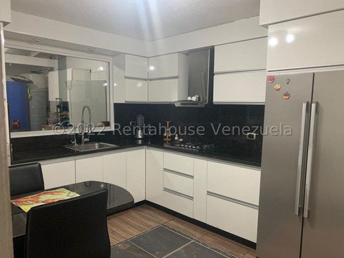Imagen 2 de 5 de Espectacular Townhouse En Buenaventura 22-24641