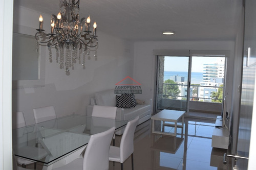 Apartamento En Brava, 3 Dormitorios *- Ref: 2857