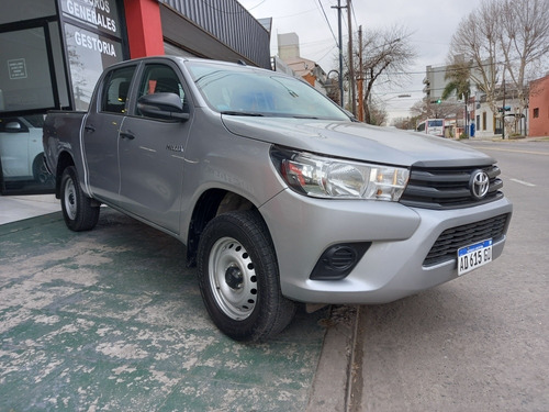Imagen 11 de 16 de Toyota Hilux 2.4 Cd Dx 150cv 4x2 2019