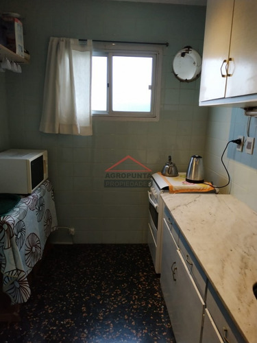 Apartamento En Venta, 2 Dormitorios En Punta Del Este - Ref: 5064