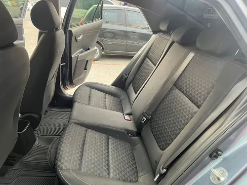 Kia Rio Emotion 1.4 Mt