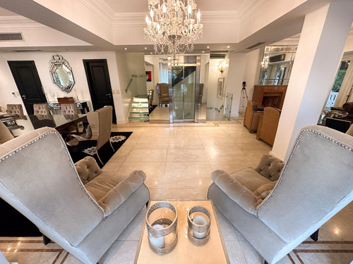 Venta Alquiler De Casa Estilo Francés En Barrio Parque, Palermo