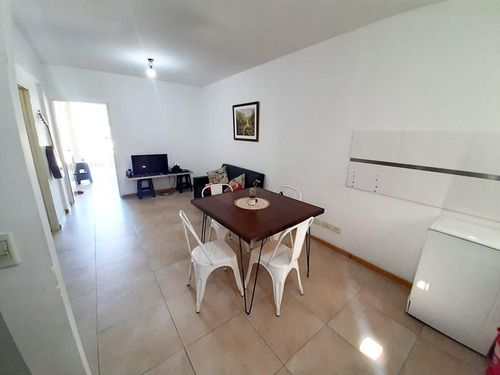 Imagen 3 de 9 de Venta Depto Dos Ambientes Monte Grande