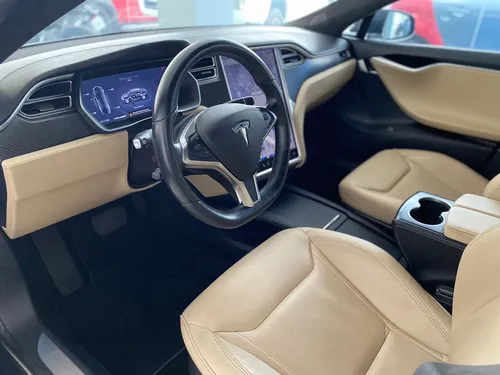 Tesla Model S 75d