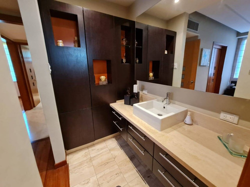 Imagen 9 de 30 de Maria Eugenia Blanco Vende Apartamento En El Parral, Valencia 126649