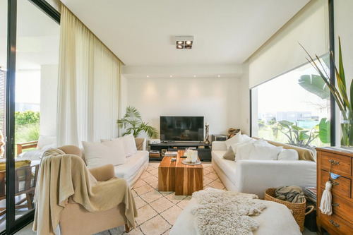 Imagen 7 de 30 de Casa De 3 Dormitorios En Venta Con Piscina Barrio Cerrado San Sebastián Funes