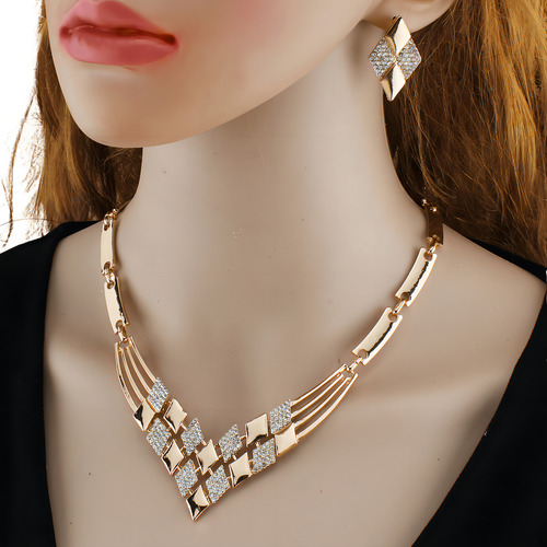 Conjunto Colar Brinco Dourado Luxo Festa Casamento Corrente